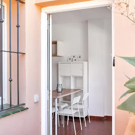Apartment Al - Andalus 80 *